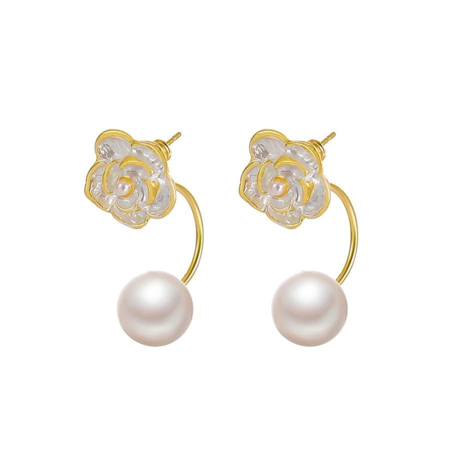 El Regalo 1 Pair Luxury Black & White Camellia Oil Drop Flower Pearl Cuff Earrings for Girls & Women - Retro Elegant Flower Stud Earring (White)