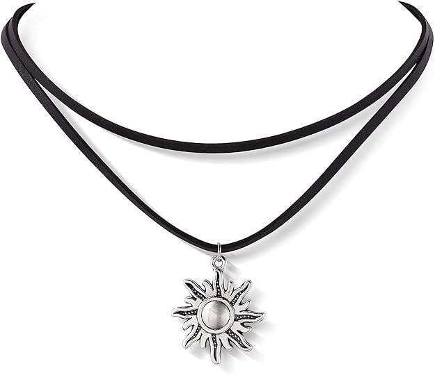 El Regalo 1PC Retro Gothic Sun or Crescent Moon Charm Choker Necklace- Faux Leather Double Layer Sun/Moon Pendant Necklace for Girls & Women (Gothic Sun)