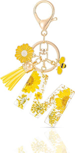 El Regalo Personalized Name Initials Natural Flowers & Bee Charm Keychain - Custom Letter Keyring with Daisy Flower & Honey Bee Pendant, Purse, Bag, Backpack Accessory (Letter M)