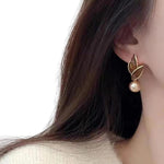 El Regalo Exquisite Champagne Leaf Pearl Drop Earrings for Women - Vintage Glossy Pearl Leaf Stud Earrings - Elegant Jewelry for Special Occasions