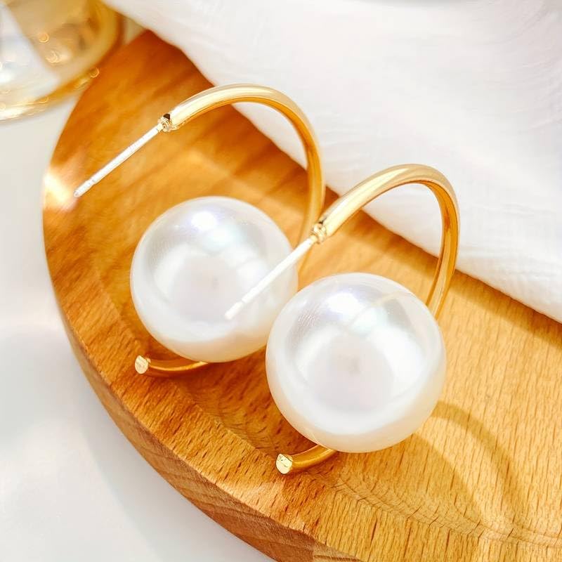 El Regalo Western Pearl Earrings- Delicate Glossy C Shaped Pearl Hoop Earring- Elegant Vintage Style Earrings for Girls & Women (White Pearl)