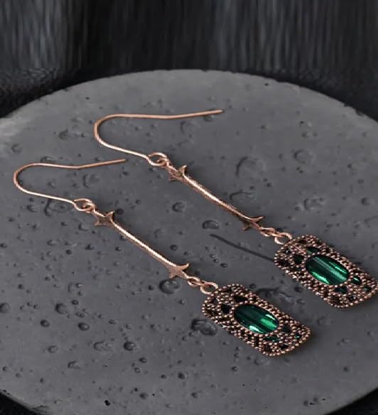 El Regalo Vintage Revival Emerald Green Dangle Earrings for Women- Octagon Simulated Emerald Cubic Zirconia Drop Earrings Wedding Banquets Jewelry