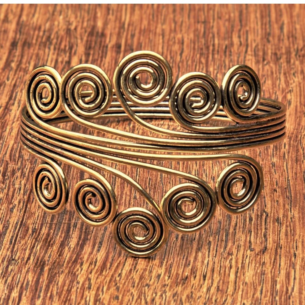 El Regalo Women's 1 Pc Oxidized Vintage Spiral Armlet In Antique Finish- Filigree Adjustable Spiral Brass Arm Cuff Bracelet (Antique Golden)