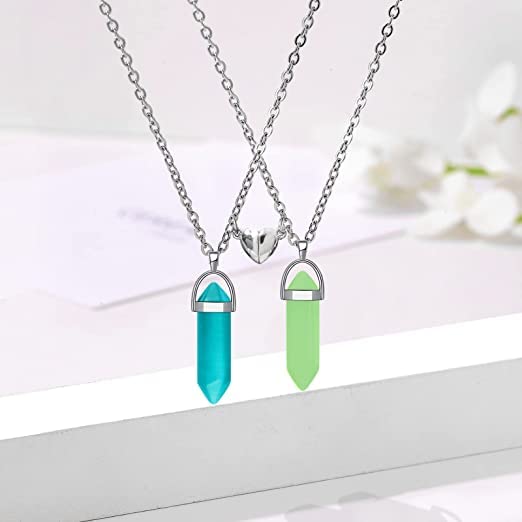 El Regalo 2Pcs/Set Crystal BFF Best Friend Magnetic Couple Matching Split Heart Pendant Necklaces for Besties/Couples - Valentines Day Gift (Green Shades) For Unisex Adult
