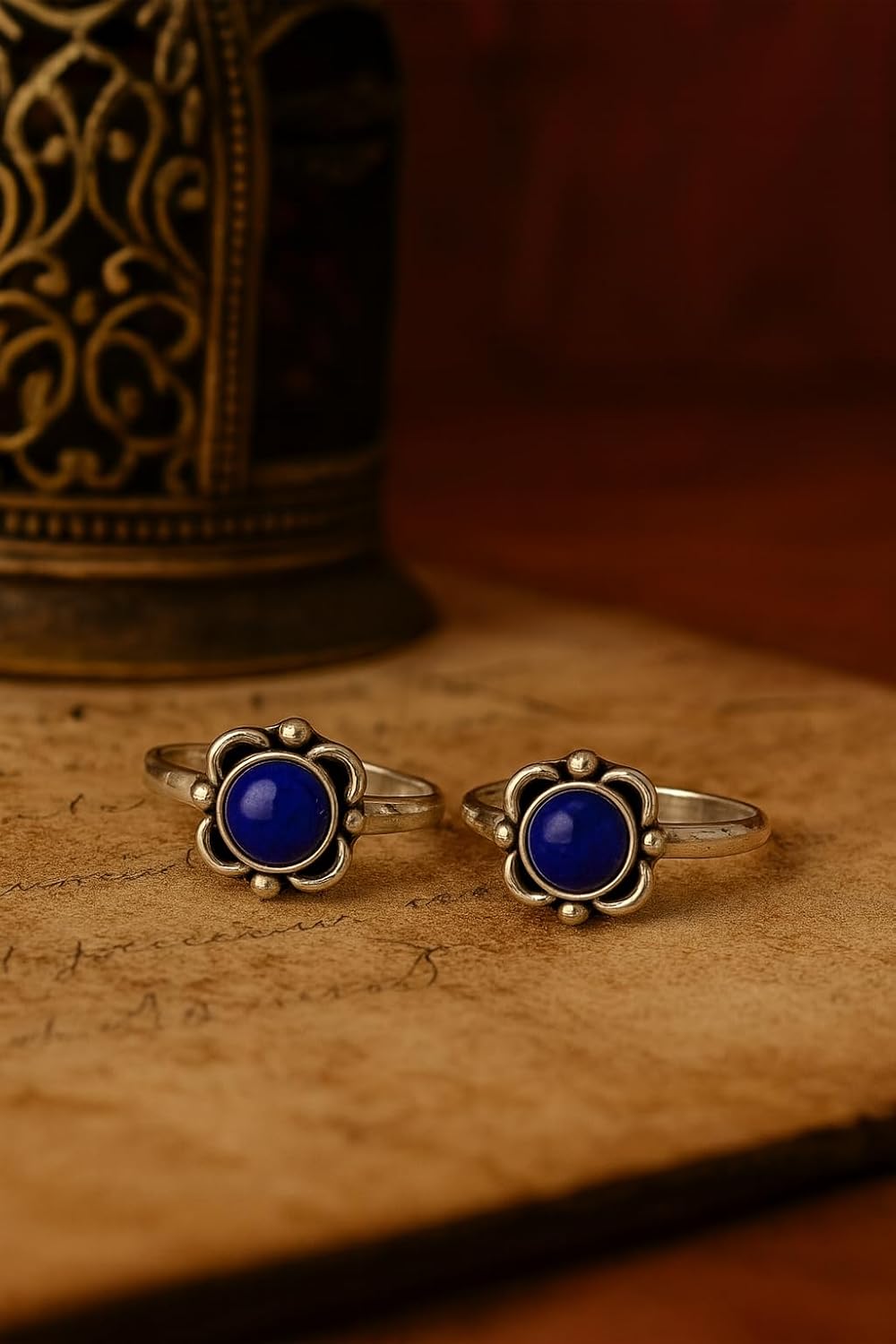 El Regalo Flowers Toe Rings For Women | Stones Toe Rings | Oxidized German Silver Flower Toe Rings Set with Stones (1 Pairs) for Women (Blue Stones)