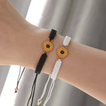 El Regalo 2 PCs Sunflower Daisy Bracelet - Adjustable Sunflower Bracelets for Best Friends/Besties - Sunflower Pinky Promise Bracelets for Kids Girls/Teens/Women (Black & White Sunflower Bracelet)