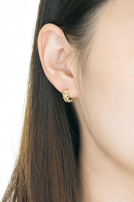 El Regalo Stainless Steel Tiny & Cute Leaves Hoop Earrings for Kids/Girls/Women- Anti-Tarnish/Waterproof Leaves Pattern Small Hoop Earrings (Gold & Silver)