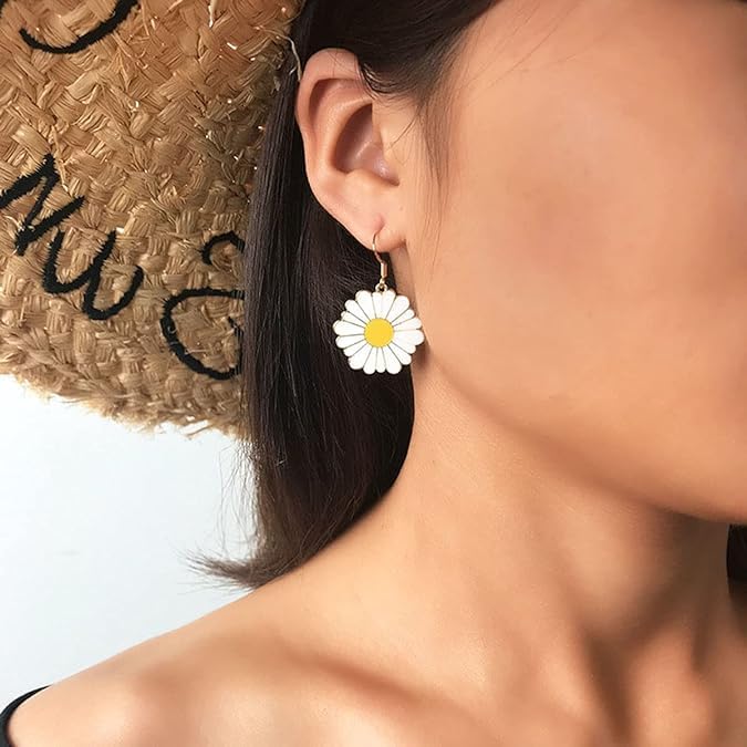 El Regalo 1 Pair Daisy Flower Earrings for Girls & Women- Cute Flower Earrings (Style-7)