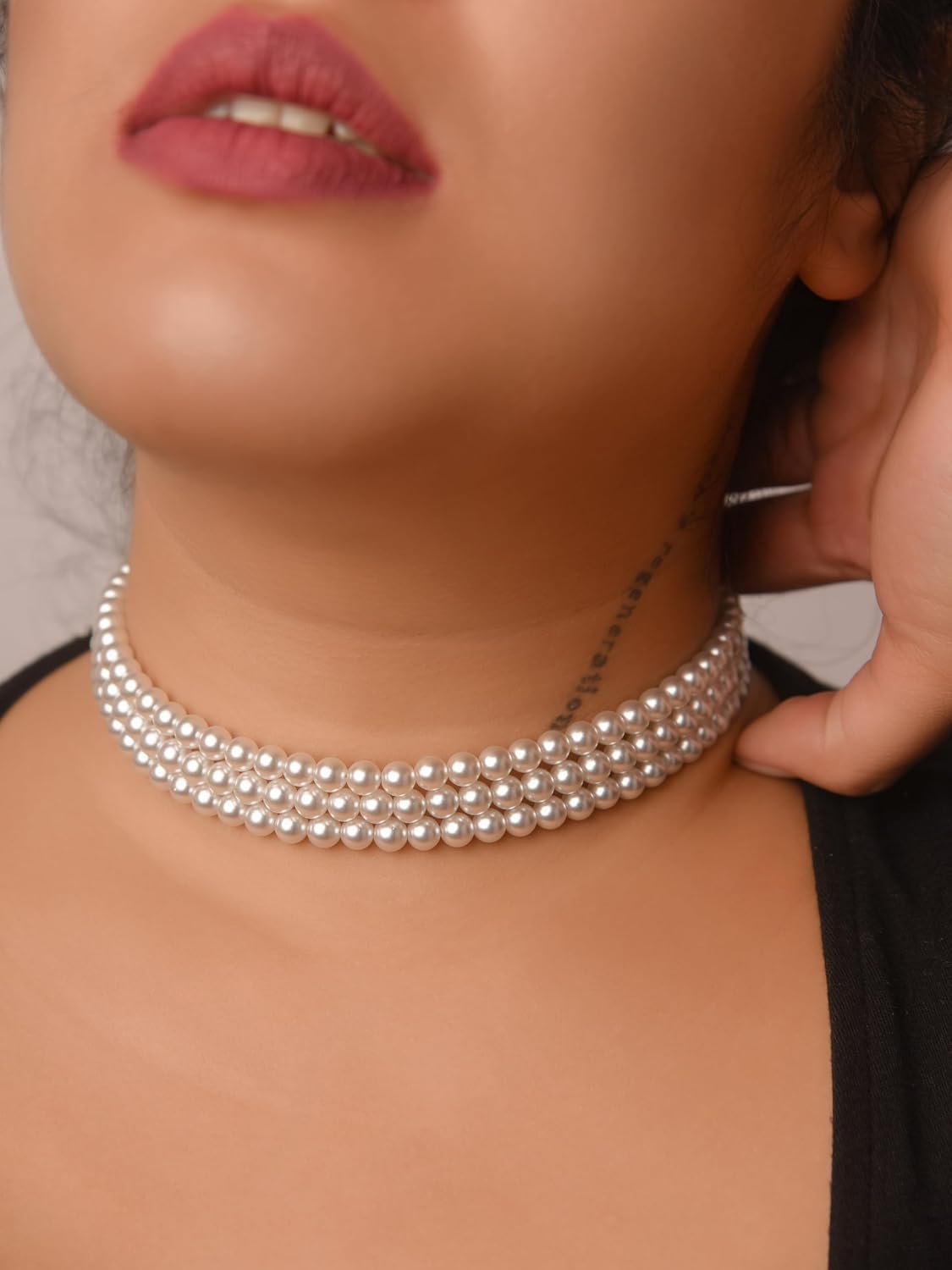 Sacina Boho 1920s Layered 3 Row Imitation Pearl Choker Necklace, Pearl Choker Necklaces for Women, Bridal Necklace, Costume Jewelry, Christmas Jewelry Gift for Women, White