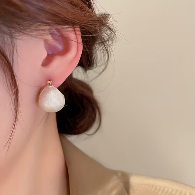 El Regalo Chunky 18K Gold Plated Enamel Hoop Earrings for Women & Girls | Elegant Bold Teardrop Huggie Hoops | Fancy Western Statement Jewellery | Glossy Curved Design for Casual Wear, Office & Party (Vanilla White)