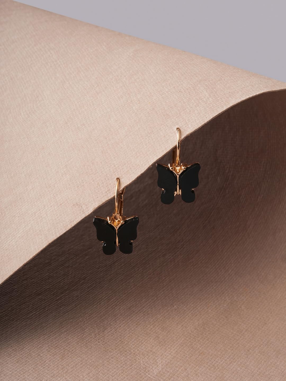 El Regalo Cute 2 Pairs Butterfly Lever Hook Earrings Combo for Girls & Women- Elegant Small Butterfly Hoop Earrings- Gift for Girls/Her (Red & Black)