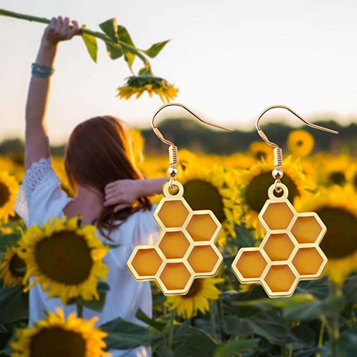 El Regalo Enamel Honeycomb Bee Earrings for Girls & Women - Geometric Hexagon Honeycomb Beehive Dangle Earrings (Honeycomb Earrings)