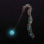 El Regalo Luminous Glow in The Dark Flying Dragon Shape Bookmarks Unisex Creative Gift (Glowing Dragon)