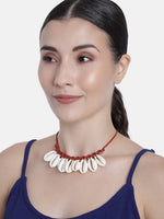 El Regalo Bohemian Gypsy Hippie Cowrie Beads Collar Macrame Choker Necklace for Girls & Women | Adjustable Retro Cowrie Handmade Beach Choker Necklace (Red Macrame Cowrie Necklace)