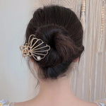 El Regalo 1 PC Pearl Shell Oyster Hair Claw Party Clutcher for Girls & Women- Elegant Fashionable Jaw Hair Clamp Secure Grip for Party Banquet for Women