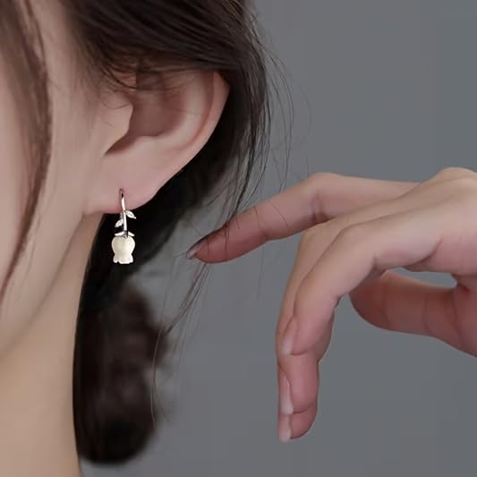 El Regalo Cute Lily of the Valley Earrings for Women - Vintage Victorian Style Silver Plated Drop Earrings with White Tulip Flower- Elegant Floral Jewellery Gift for Girls, Anniversary, Birthday