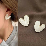 El Regalo Womens Irregular Feather- Light Heart Stud Earrings- Vintage Retro Style Enamel Heart Stud Earrings