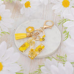 El Regalo Personalized Name Initials Natural Flowers & Bee Charm Keychain - Custom Letter Keyring with Daisy Flower & Honey Bee Pendant, Purse, Bag, Backpack Accessory (Letter N)