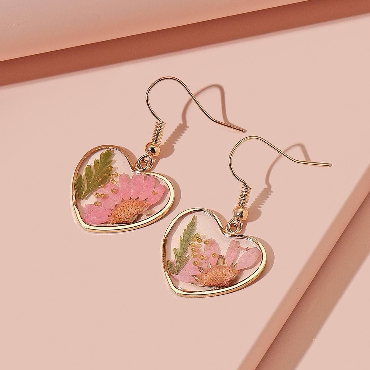 El Regalo Beautiful Transparent Heart Dried Flower Earrings for Women | Handmade Real Dried Floral Resin Dangle Earrings | Lightweight Bohemian Style Camellia Flower Earrings | Elegant Jewelry Gift (style-2)