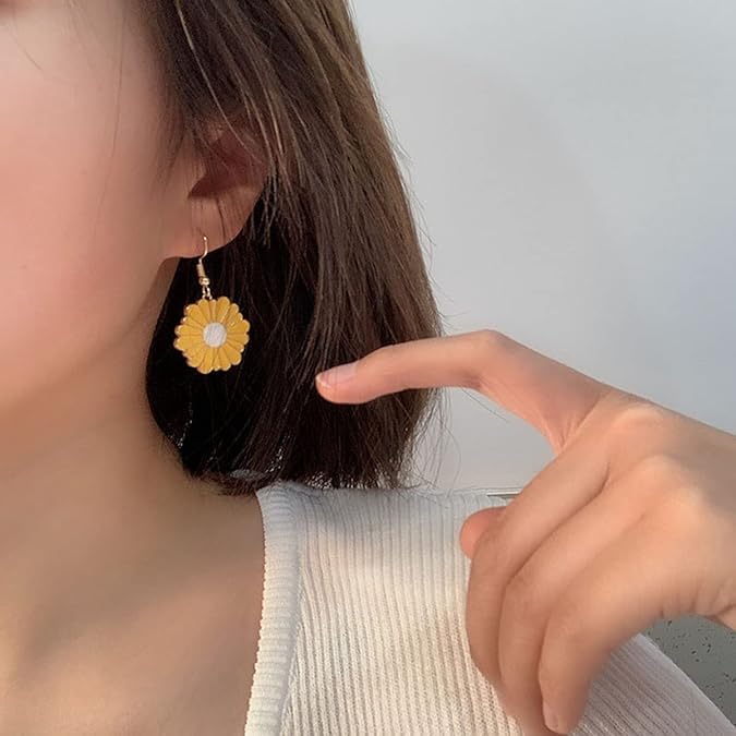 El Regalo 1 Pair Daisy Flower Earrings for Girls & Women- Cute Flower Earrings (Style-8)