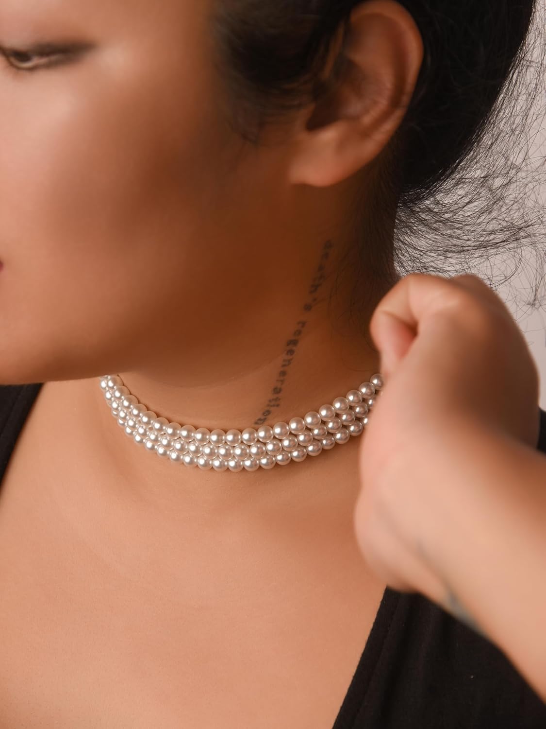 Sacina Boho 1920s Layered 3 Row Imitation Pearl Choker Necklace, Pearl Choker Necklaces for Women, Bridal Necklace, Costume Jewelry, Christmas Jewelry Gift for Women, White