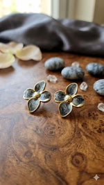El Regalo Luxurious Oil Drip Flower Stud Earrings for Women & Girls | Stainless Steel Floral Studs | Anti-Tarnish, Skin Friendly Enamel Jewelry | Gift for Her (Floral Collection) (Black- Gold)