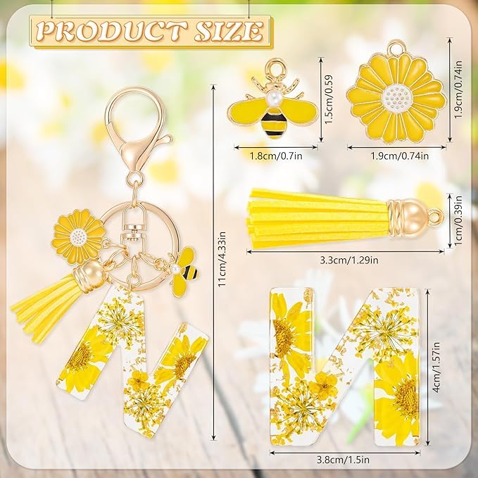 El Regalo Personalized Name Initials Natural Flowers & Bee Charm Keychain - Custom Letter Keyring with Daisy Flower & Honey Bee Pendant, Purse, Bag, Backpack Accessory (Letter N)