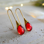 El Regalo Beverly Mint Designs Minimalist Teardrop Drop Earrings for Women & Girls - Classy Pastel Glass Stone Dangle Hooks for Western & Indo-Western Outfits (Garnet Red)