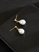 El Regalo Elegant Teardrop Faux Pearl Drop Earrings for Women & Girls - High-Luster Synthetic Pearl Jewelry in 18K Gold & Silver Finish | Cute & Fancy Pearls Earrings (Gold)