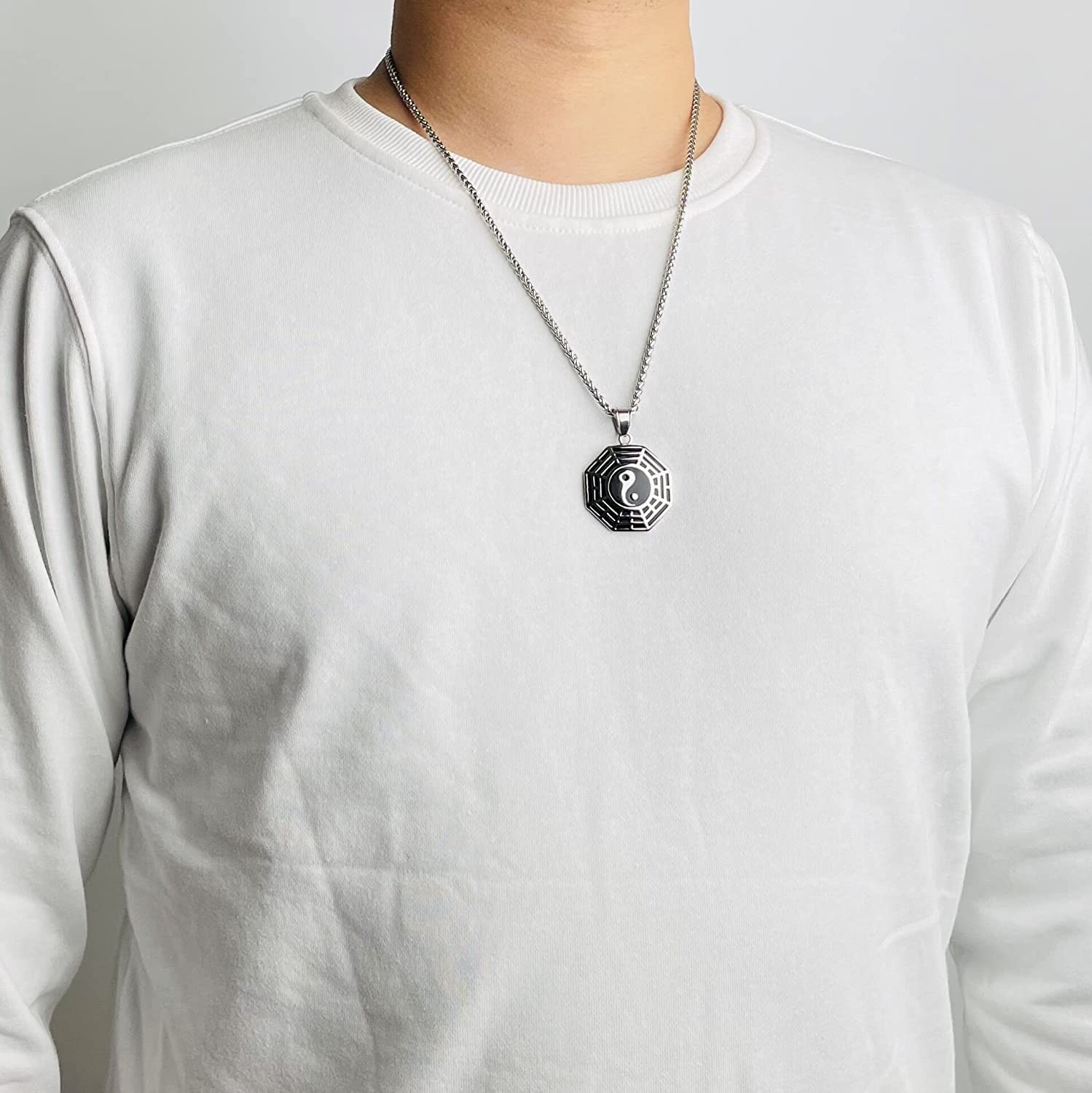 El Regalo Steel Silver Black Tai Chi Yin Yang Bagua Amulet Taoism Eight Trigrams Pendant Necklace for Men & Women