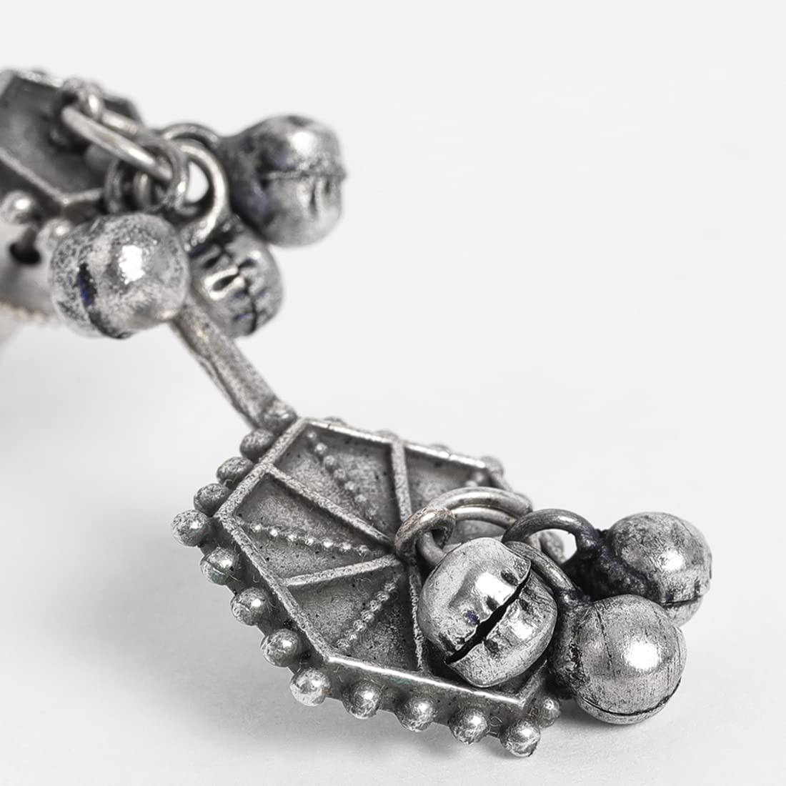 El Regalo Oxidized Brass Retro Earrings for Girls & Women: Silver Lookalike Indian Traditional Studs Earrings in Antique Silver Finish