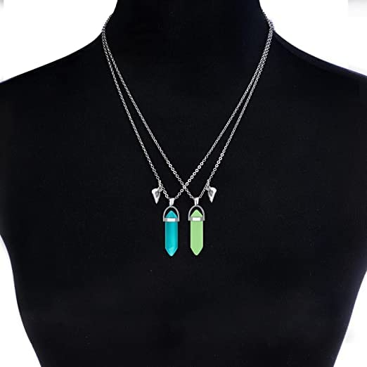 El Regalo 2Pcs/Set Crystal BFF Best Friend Magnetic Couple Matching Split Heart Pendant Necklaces for Besties/Couples - Valentines Day Gift (Green Shades) For Unisex Adult