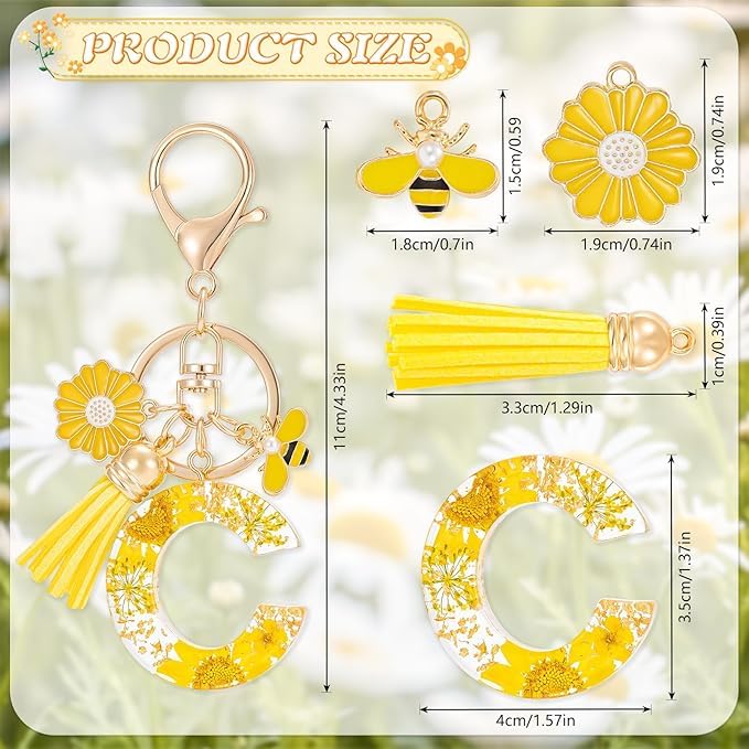 El Regalo Personalized Name Initials Natural Flowers & Bee Charm Keychain - Custom Letter Keyring with Daisy Flower & Honey Bee Pendant, Purse, Bag, Backpack Accessory (Letter C)