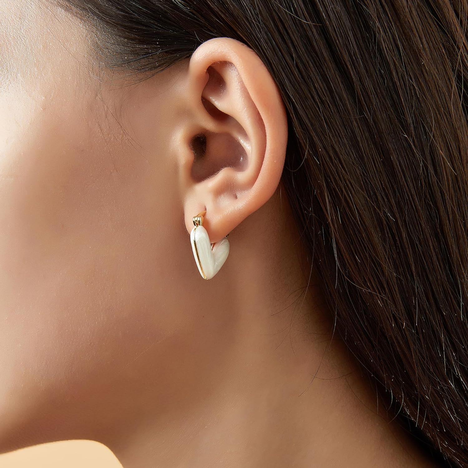 El Regalo 1Pair Love Heart Hoop Earrings- Small Oil Dripping Gold Plated Heart Earrings for Girls & Women Hoop (White)