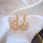 El Regalo Golden Moon, Pearl, Cat, Flower, Wings Dangle Earrings For Girls & Women- Temperament Pearl Cherry Cat Rhinestone Earring Girl Party Jewelry Gift (Wings Earrings)