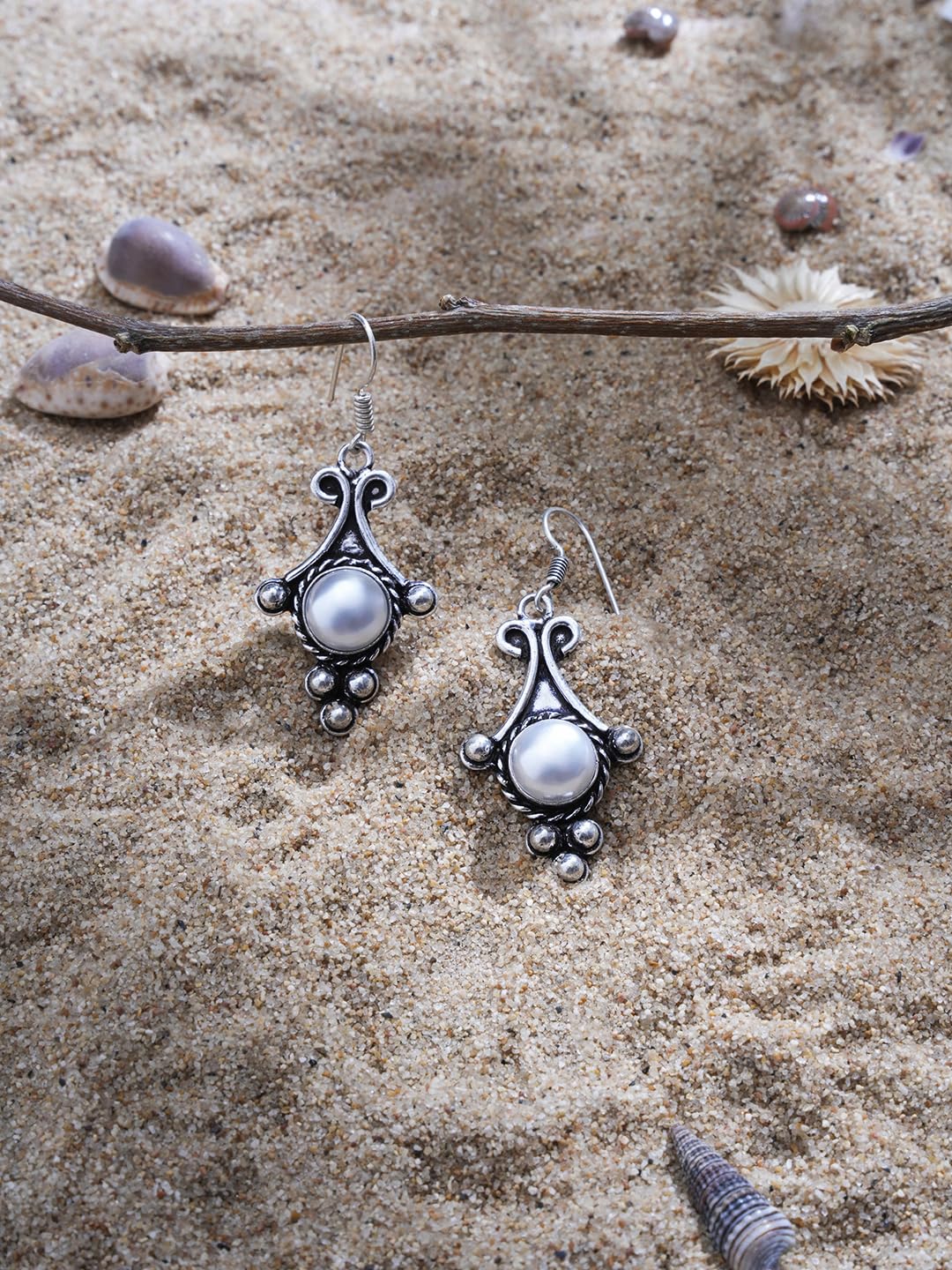 El Regalo Oxidized 925 Silver Plated Pearls Hook Earrings- Vintage Retro Style Pearl Drop Handmade Earrings for Women/Girls