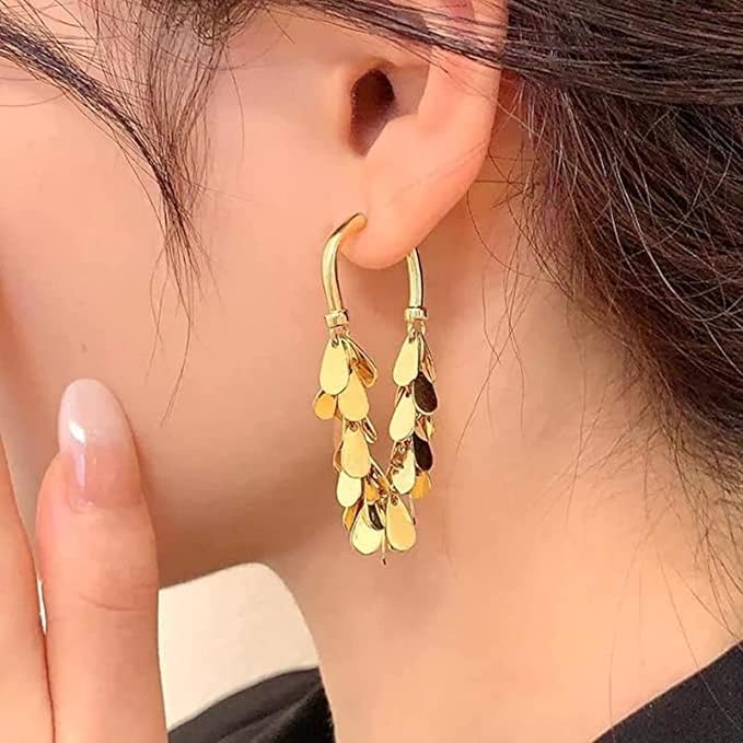 El Regalo Western Golden Coin Pendant Hoop Earrings - Classic Hoops with Light Disc Charms - Elegant and Versatile Jewelry for Women - Luxurious and Sophisticated Design (Front Back Tassel Hoop)