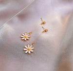 El Regalo 1 Pair Daisy Flower Earrings for Girls & Women- Cute Flower Earrings (Style- 6)