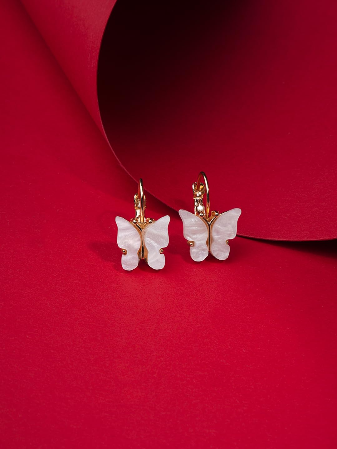 El Regalo Cute 2 Pairs Butterfly Lever Hook Earrings Combo for Girls & Women- Elegant Small Butterfly Hoop Earrings- Gift for Girls/Her (White & Pink)