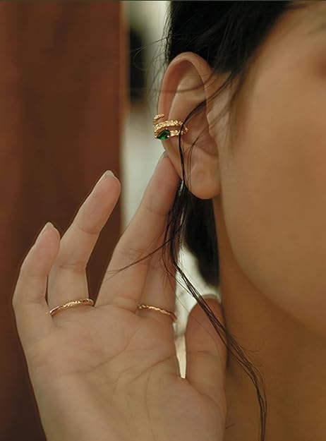 El Regalo 1Pair Vintage Green Crystal Snake Ear Cuff Earrings | CZ Emerald Snake Cartilage Cuff Earrings | Gold Snake Wrap Earrings | Non-Pierced Clip-On Huggie Ear Cuff for Women