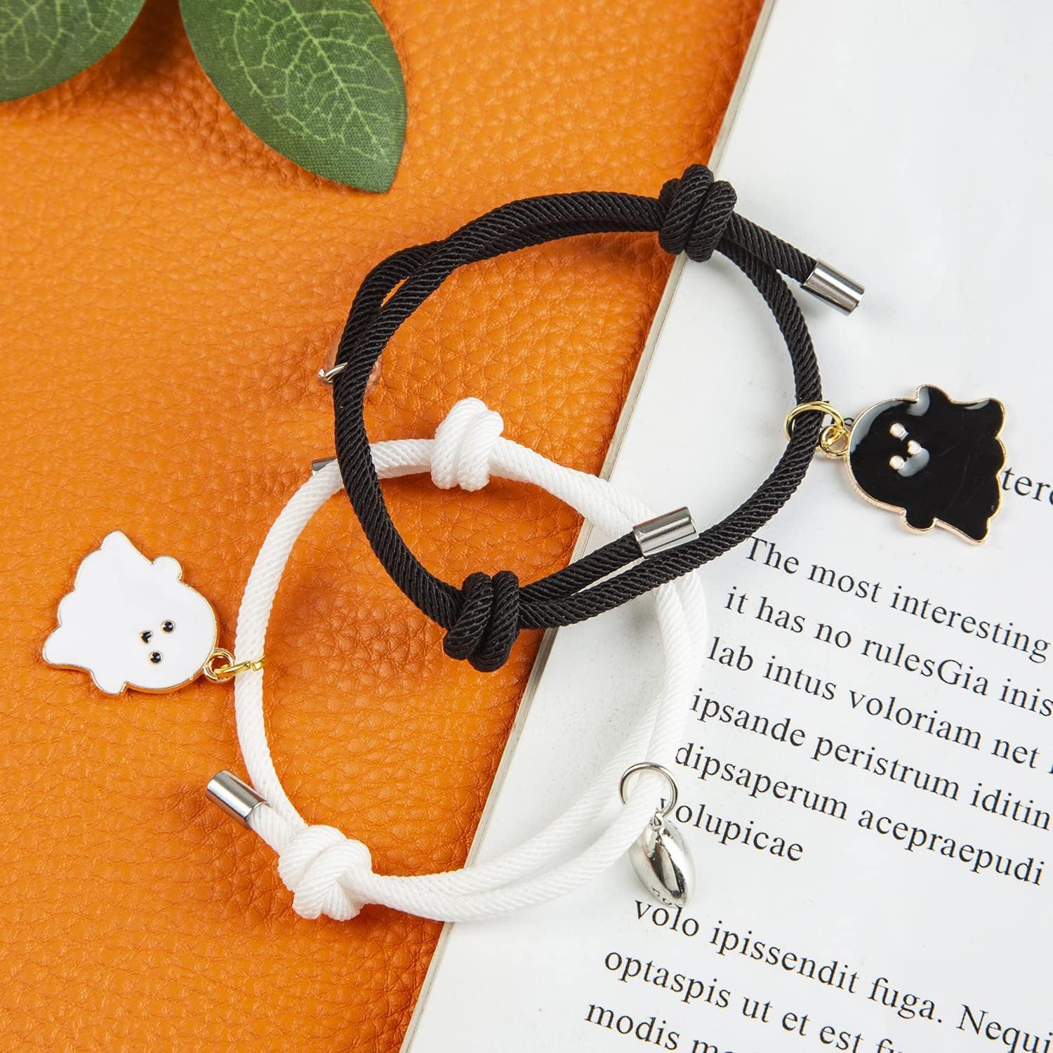 El Regalo 2 Pcs Quirky Ghost Pendant Bracelets Set, Lovely Ghost Enamel Charm Unisex Bracelets for Girls, Boys, Men, Women Friendship BFF Jewelry (Option-1)