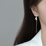 El Regalo Leaves Threader Earrings for Girls & Women- Contemporary Oil Drip Enameled Leaf Tassel Earrings