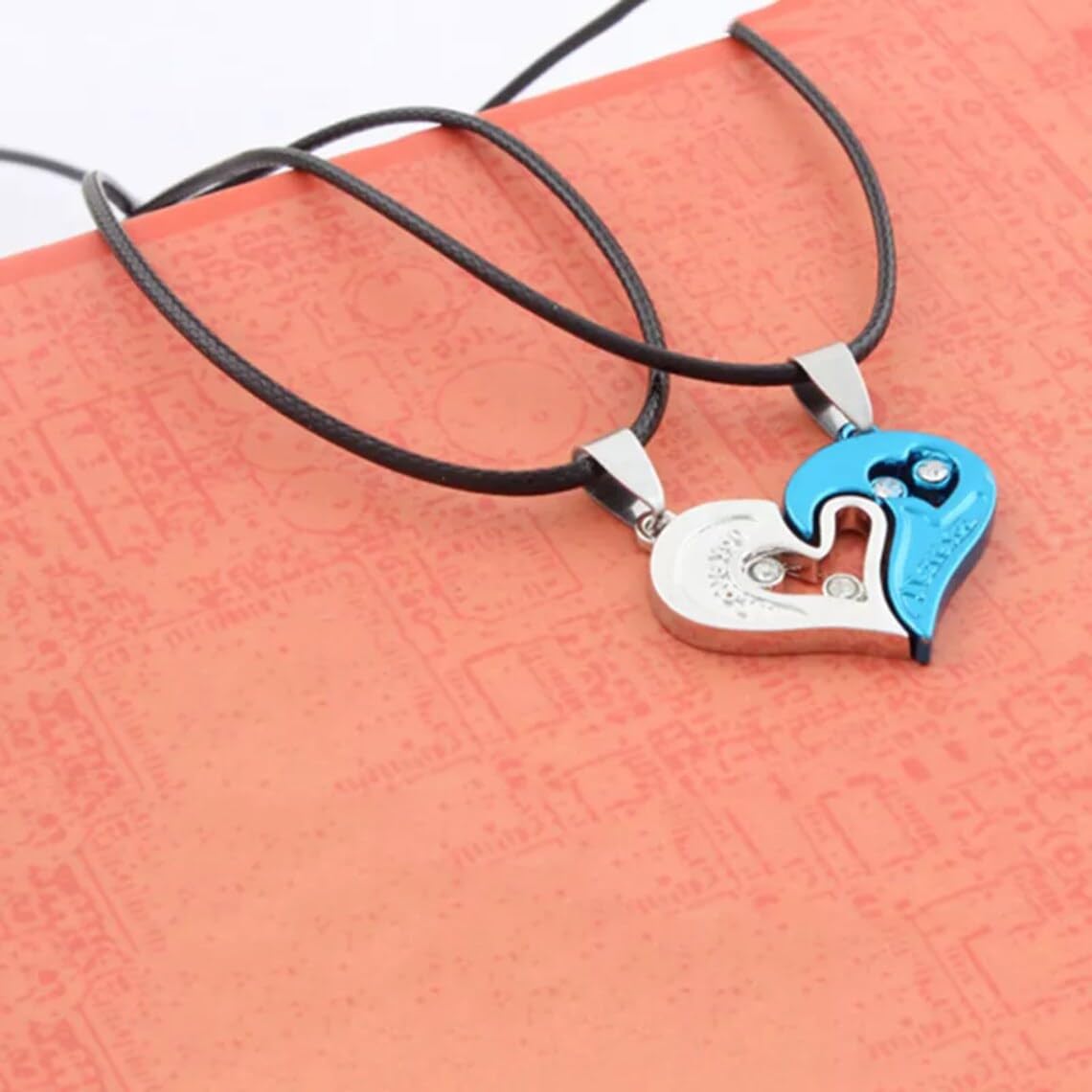 El Regalo 2PCs Stainless Steel Love Heart CZ I Love You Puzzle Matching Couple Pendant Necklaces- Anti Tarnish Best Friend Heart Necklaces for Girls/Boys/Men/Women/Besties (Silver & Blue Hearts)