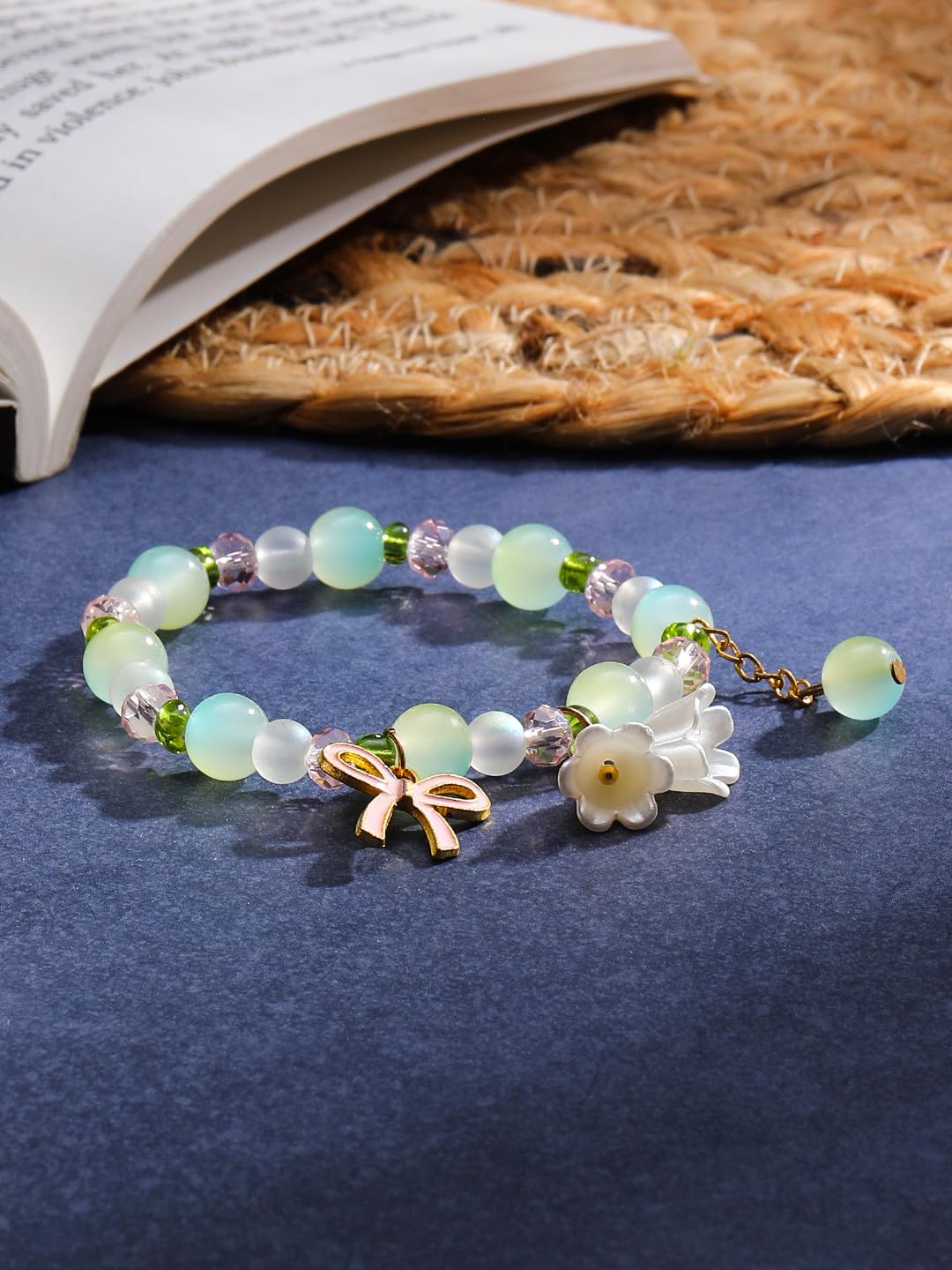 El Regalo Exquisite Lily Flower & Blow Glass Beads Bracelet - Cute Lily Of The Valley Flower Beaded Bracelet, Transparent Gradient Beaded Bow Bracelet For Teen Girls (Gradient Green)