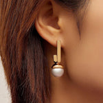 El Regalo Vintage Style Geometric Gold Plated Pearl Half Hoop Stud Earrings- Geometric Inlaid Pearl Hoop Stud U-shaped Luxury Designer Earrings for Women Girls