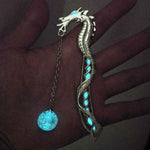 El Regalo Luminous Glow in The Dark Flying Dragon Shape Bookmarks Unisex Creative Gift (Glowing Dragon)