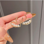 El Regalo Pearl Heart Ear Stud Earrings- Gold Pearl Studs Earrings Love Heart Earrings Jewelry for Women and Girls Gifts