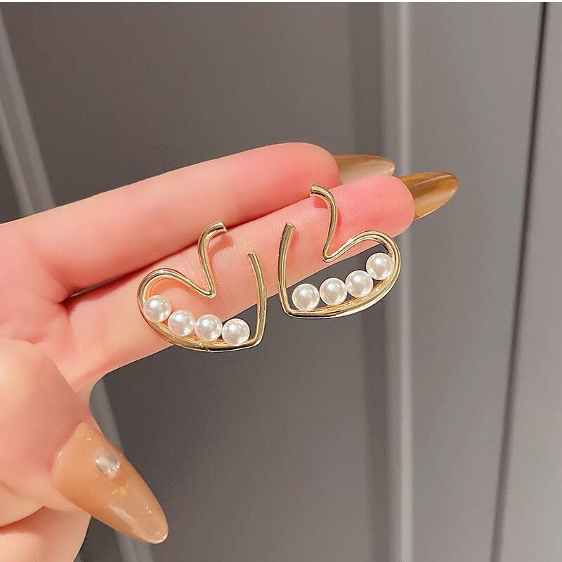 El Regalo Pearl Heart Ear Stud Earrings- Gold Pearl Studs Earrings Love Heart Earrings Jewelry for Women and Girls Gifts