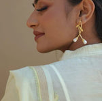 El Regalo Statement Pearls Earrings in matt Finish- Gold Plated Natural Pearls Classy Stud Earrings for Girls & Women (Option- 5)