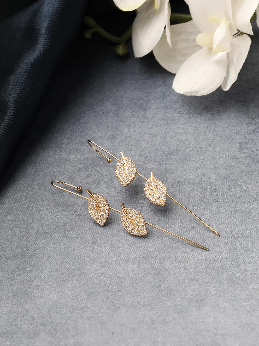 El Regalo 1 Pair Fancy Western Ear Wrap Needle Ear Crawler Earrings - Inlaid Zircon, Elegant Ear Cuff Climber Hook Earrings for Women Girls (Stylish 2 Leaves Ear Crawlers)
